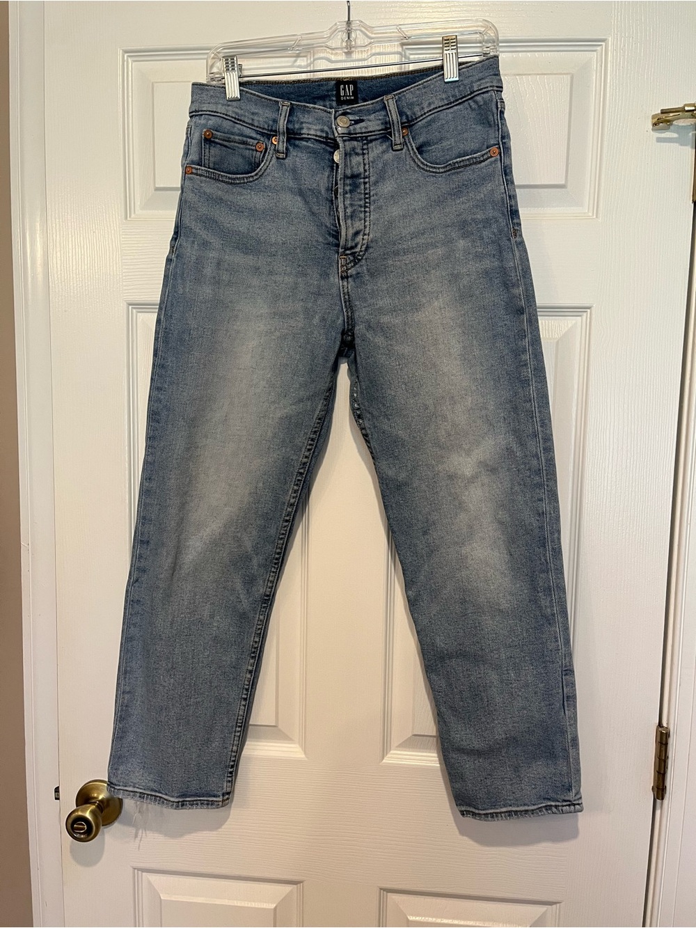 GAP Women’s Cheeky Straight Jeans